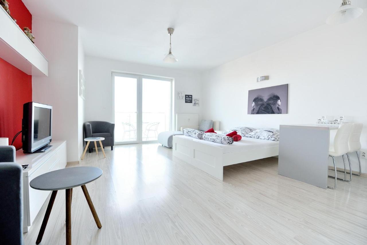 Apartman Centroom Piest'any Extérieur photo
