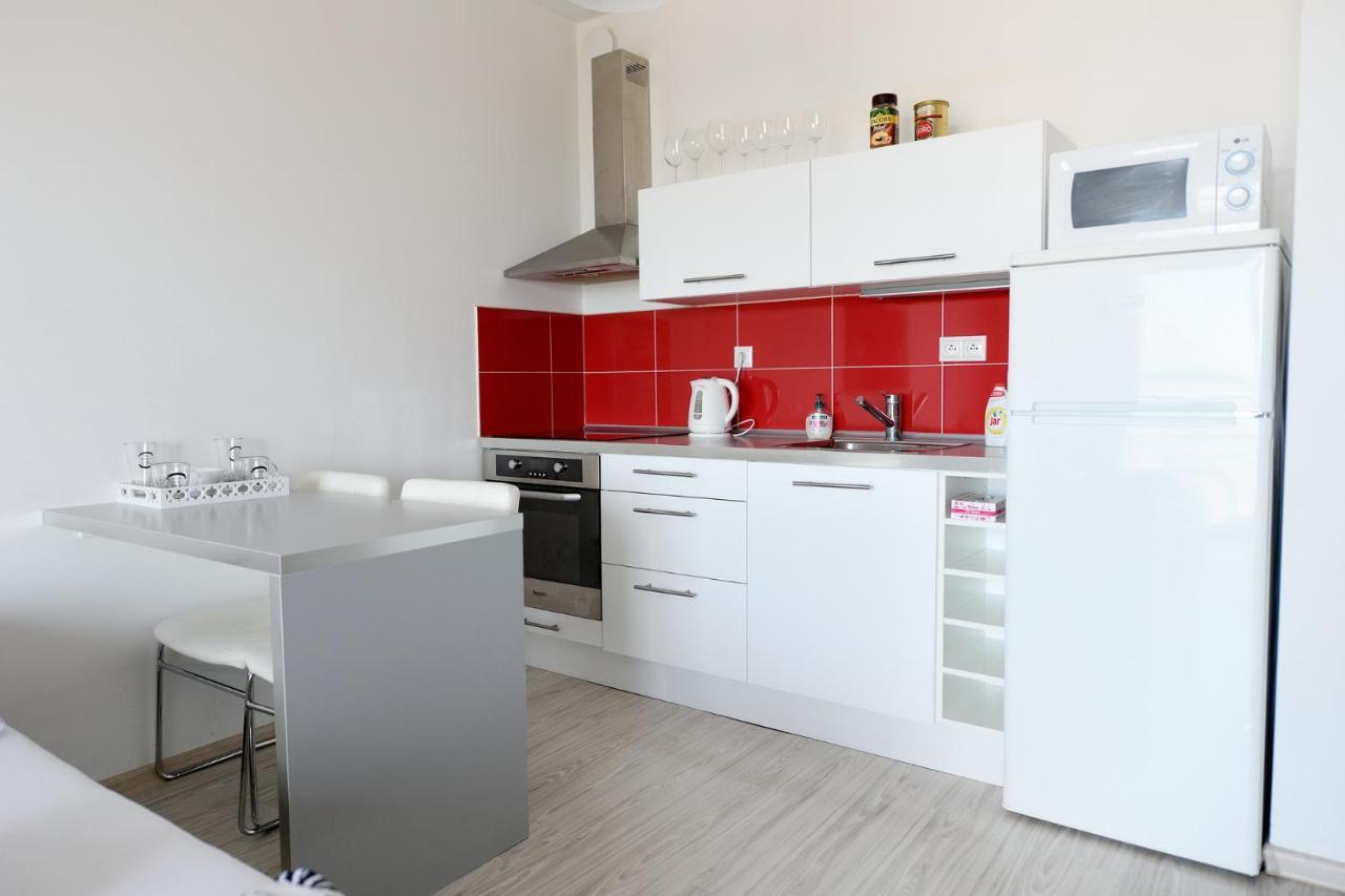 Apartman Centroom Piest'any Extérieur photo