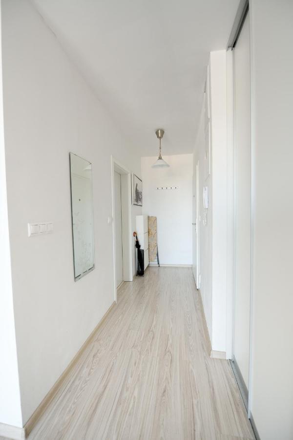 Apartman Centroom Piest'any Extérieur photo